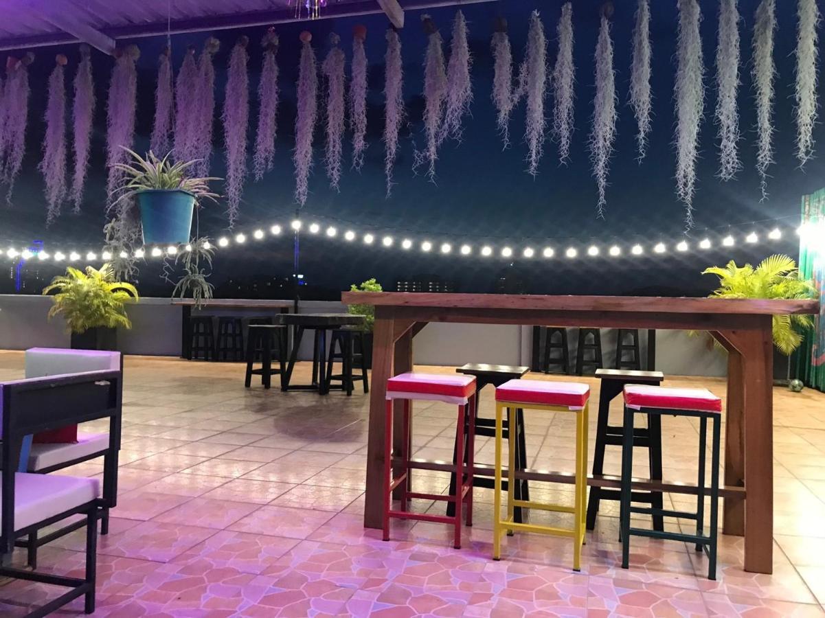 Hôtel Art Mansion Patong Phuket Thailand Extérieur photo