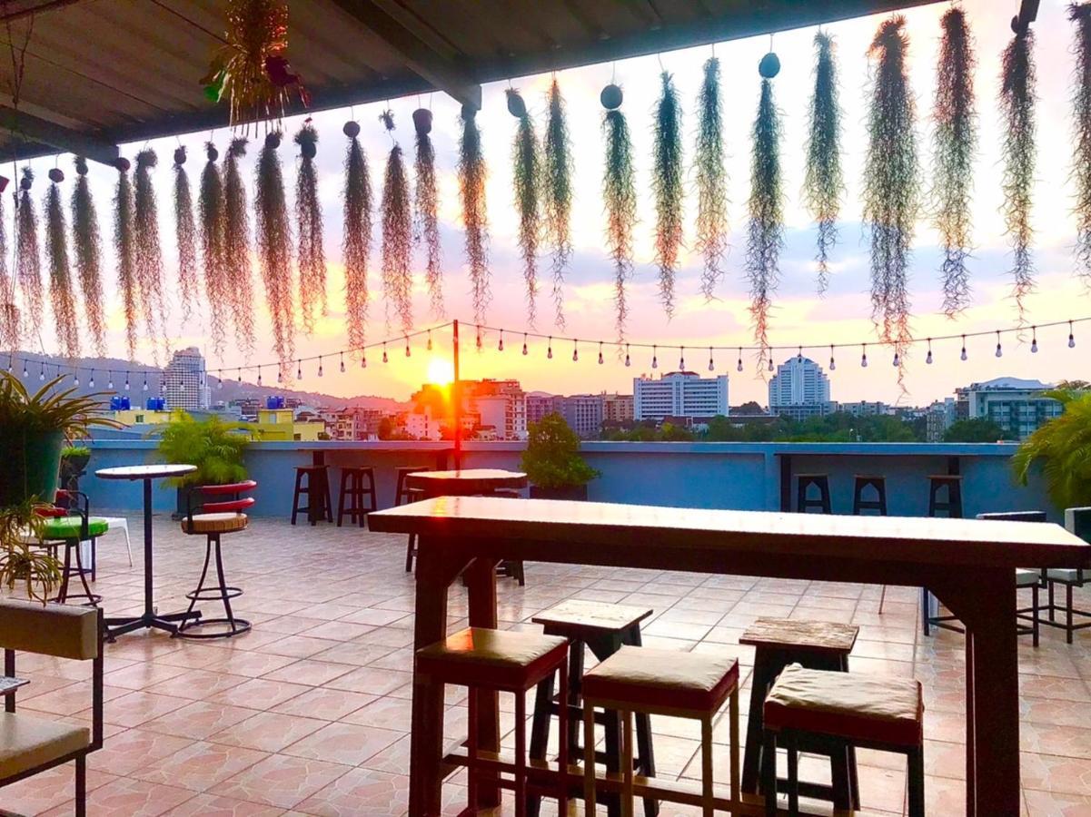 Hôtel Art Mansion Patong Phuket Thailand Extérieur photo